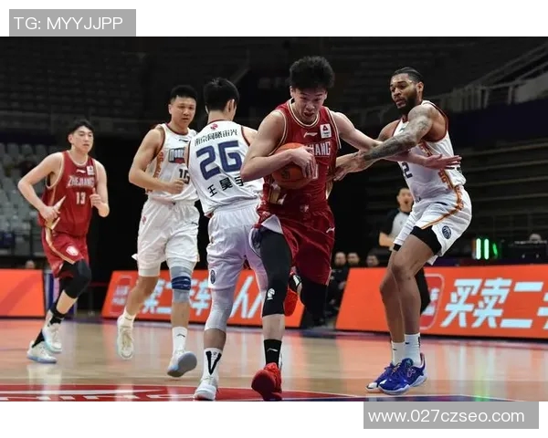 南京篮球队整体压制表现分析与得失评估探讨