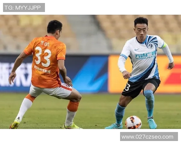 阿劳与草蜢比赛因天气原因推迟球迷期待新赛程安排