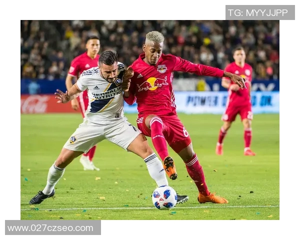 洛里奥与索肖的激烈对决揭示了法甲赛季的竞争格局与球队实力对比