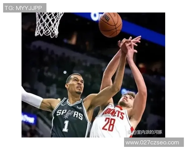 湖人队与火箭队球员对决分析及比赛精彩瞬间回顾