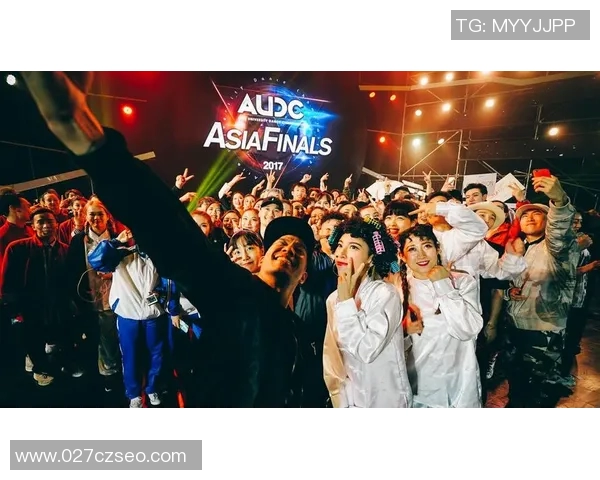 上海街舞队团队协作引发热议舞者间的默契与竞争如何平衡